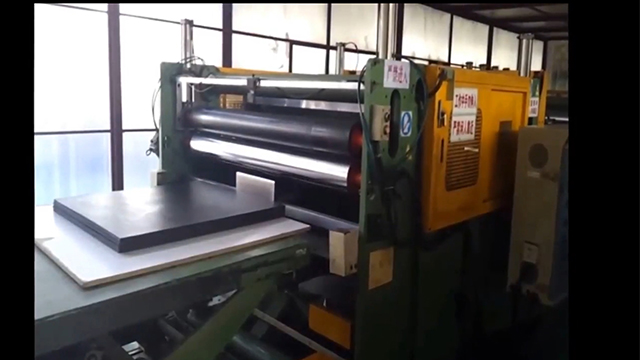 AIR BUBBLE HOLLOW PROFILE BOARD MACHINE
